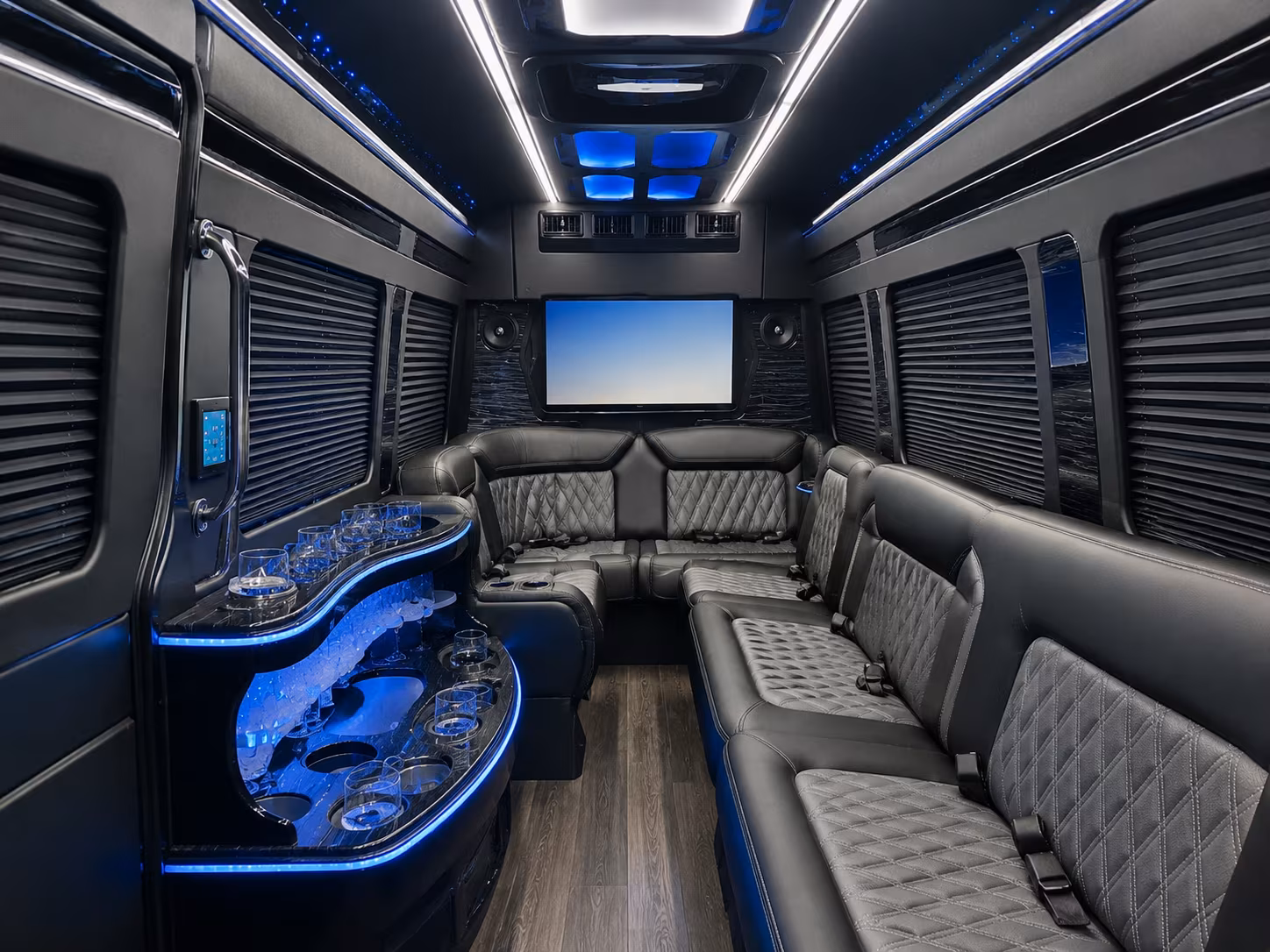 charterbusservicesorlando com puts airport shuttles for destination wedding guests right at your fingertips