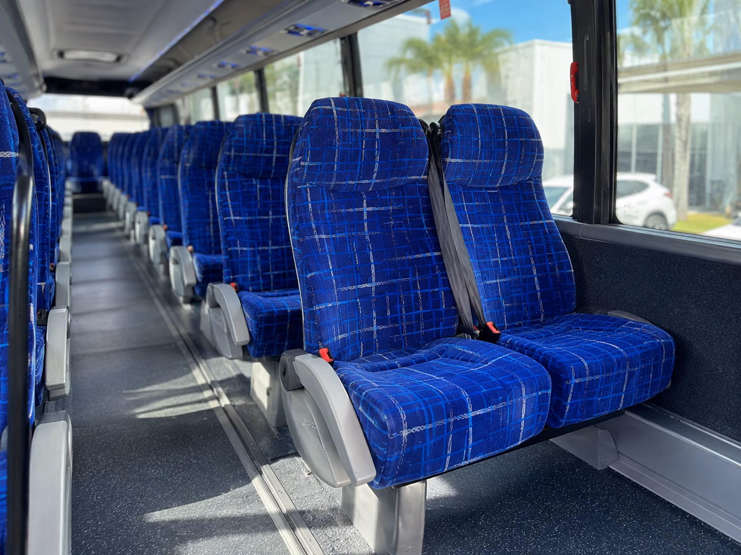 how the type of bus changes the price in orlando florida