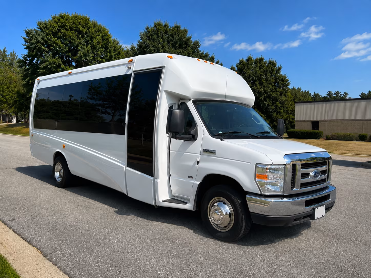 orlando sporting event transportation onboard seating